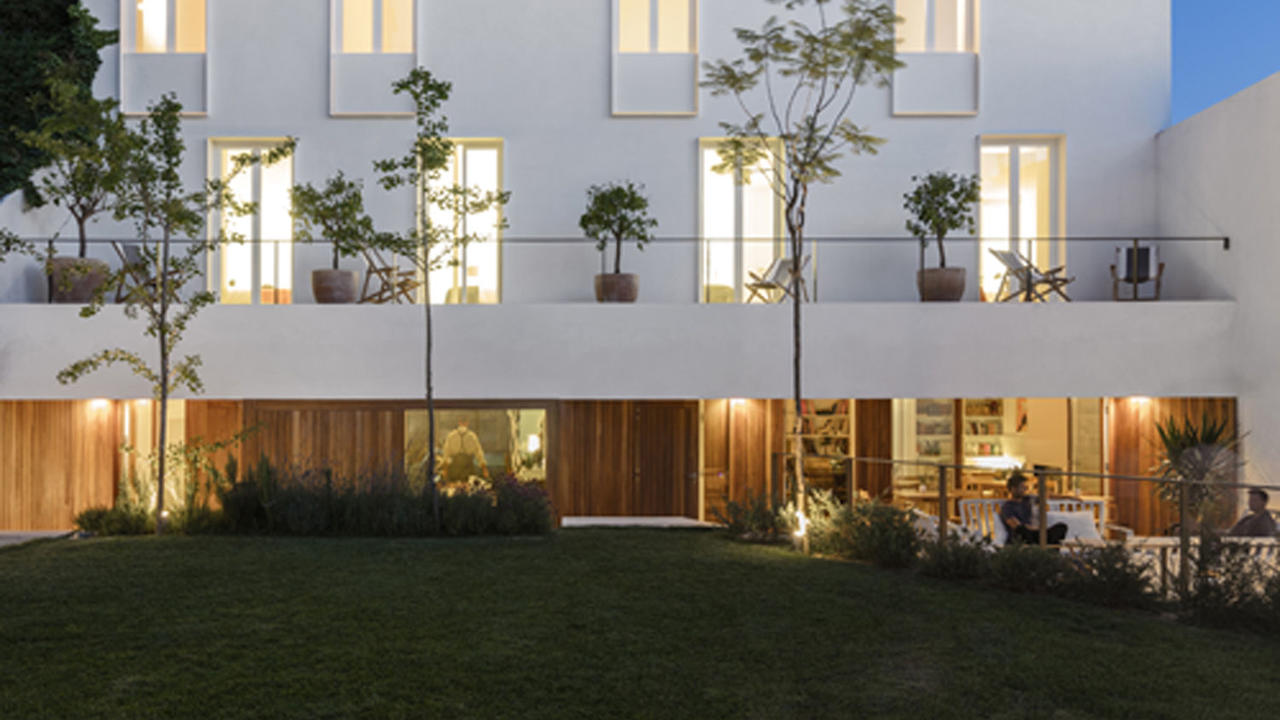 Hotel Gallery The Late Birds Lisbon Gay Guesthouse in Lisbon